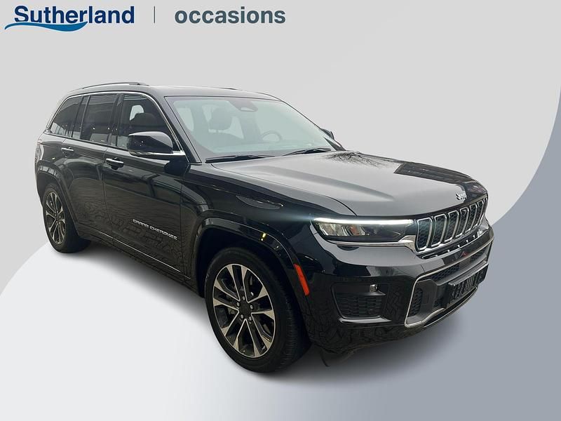 Zwart Occasion 2025 Jeep Grand Cherokee Overland SUV | € 63.900 (Eerlijke prijs) - Afbeelding 1/4