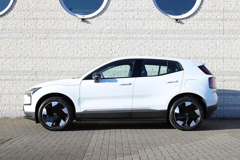 Nieuw Volvo EX30 Plus 11 kW (15 PK) 2026 Wit SUV