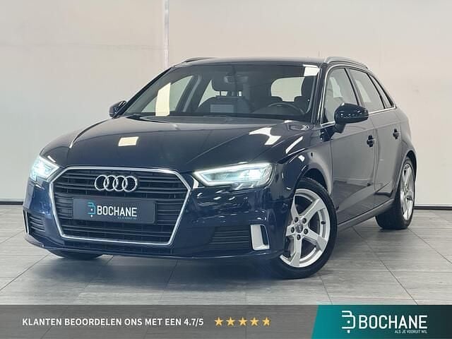 Cosmosblauw metallic Gebruikt 2019 Audi A3 Sportback Sport Hatchback | € 18.950 (Eerlijke prijs) - Afbeelding 1/4