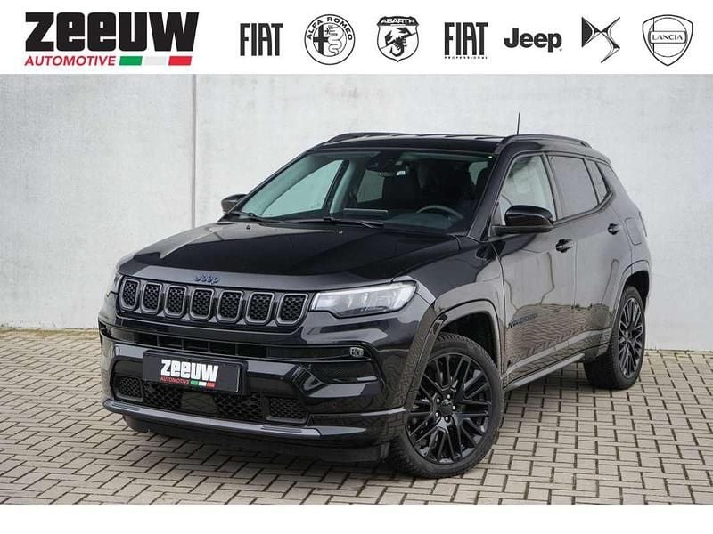 Zwart Gebruikt 2021 Jeep Compass SUV | € 32.450 (Duur) - Afbeelding 1/4