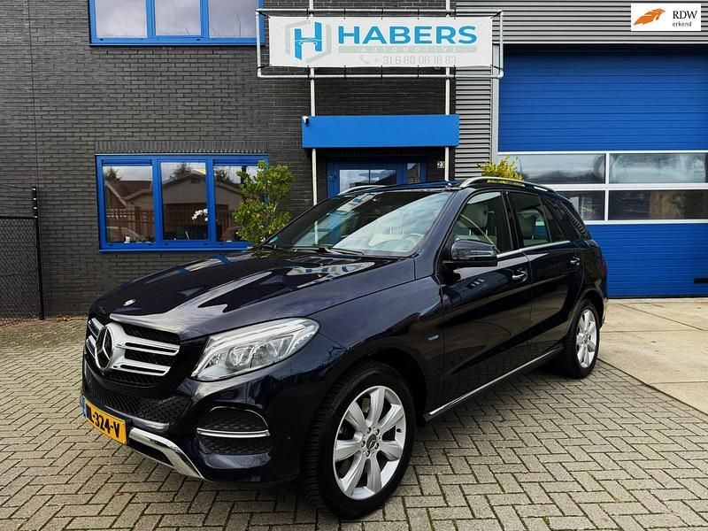 Blauw Occasion 2015 Mercedes GLE500 SUV | € 28.945 (Iets duurder) - Afbeelding 1/4