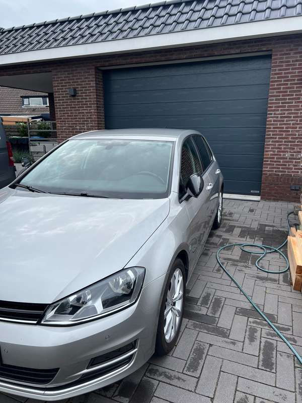 Grijs Gebruikt 2015 VW Golf VII Edition Stationwagen | € 9.995 (Iets duurder) - Afbeelding 1/4
