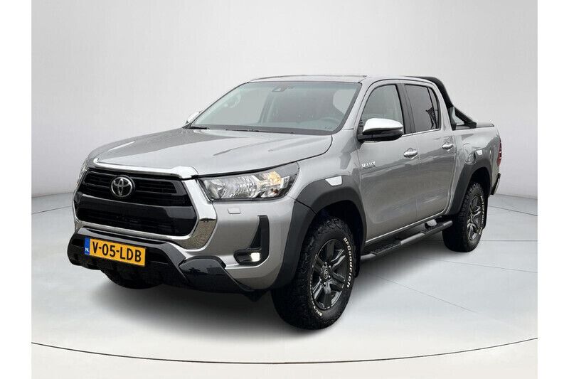 Gebruikt 2024 Toyota HiLux Premium Pickup | € 56.900 - Afbeelding 1/1