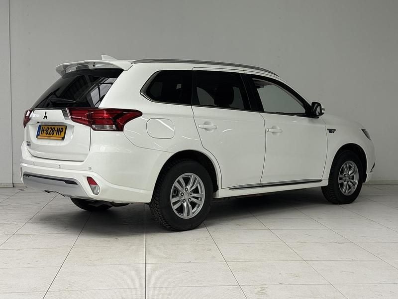 Occasion Mitsubishi Outlander P-HEV 68 PK (50 kW) 2020 Wit SUV