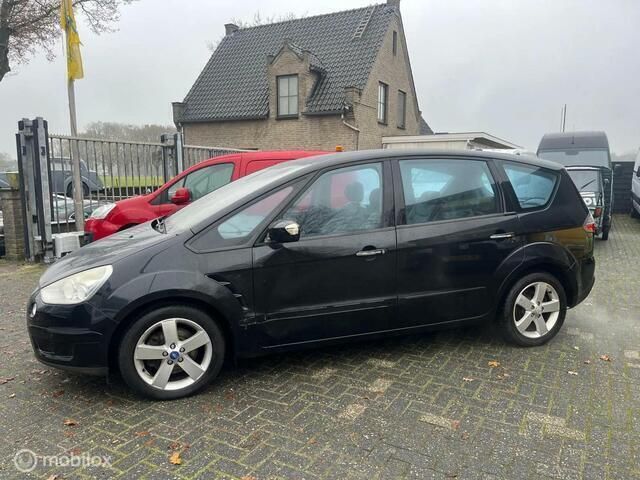 Occasion Ford S-MAX Titanium 140 PK (102 kW) 2009 Zwart metallic MPV