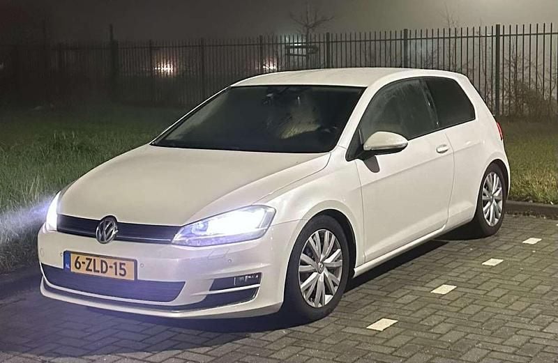 Occasion VW Golf Highline 140 PK (102 kW) 2013 Sedan