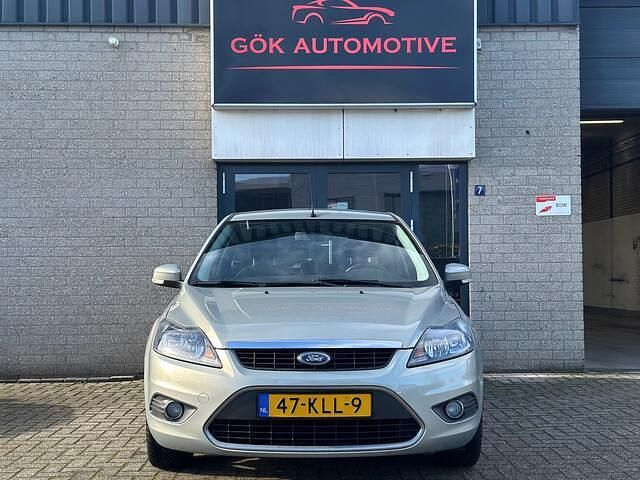Occasion Ford Focus Limited 125 PK (91 kW) 2010 Bruin (metallic) Hatchback