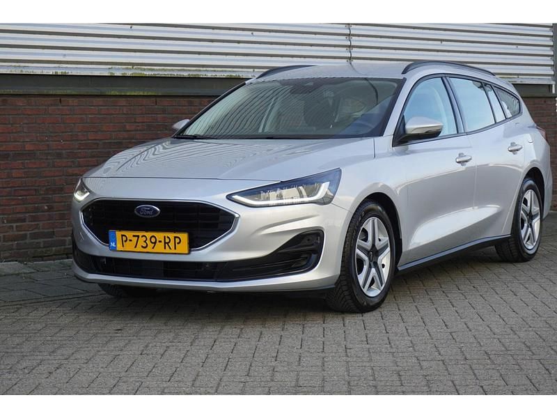 Grijs Occasion 2022 Ford Focus Stationwagen | € 13.450 (Super prijs) - Afbeelding 1/4