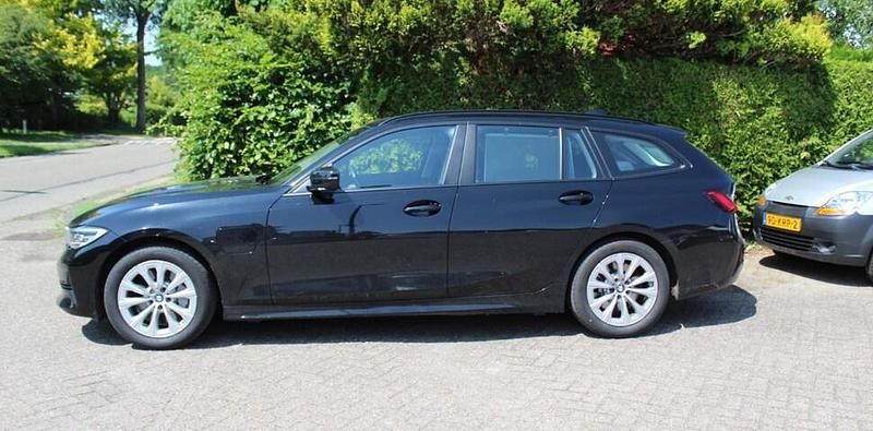 Occasion BMW 330e Executive 2020 Zwart Stationwagen