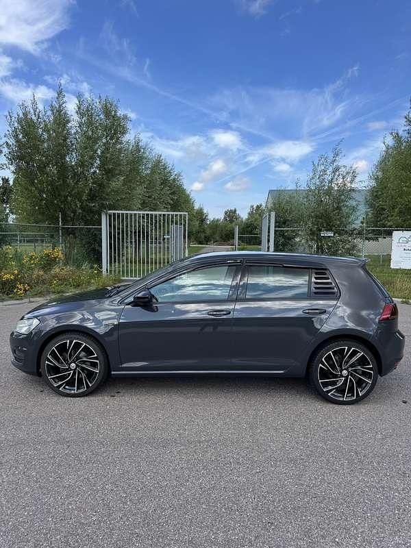 Grijs Gebruikt 2013 VW Golf VII Trendline Stationwagen | € 6.950 (Eerlijke prijs) - Afbeelding 1/4