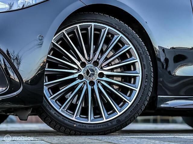 Occasion Mercedes C220 AMG line 200 PK (147 kW) 2021 Zwart Stationwagen