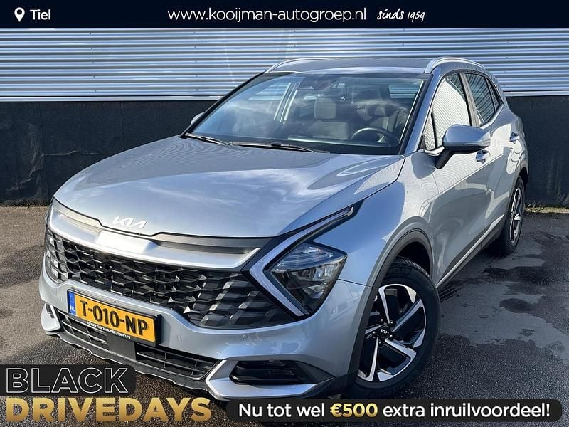 Grijs Gebruikt 2023 Kia Sportage SUV | € 31.899 (Eerlijke prijs) - Afbeelding 1/4