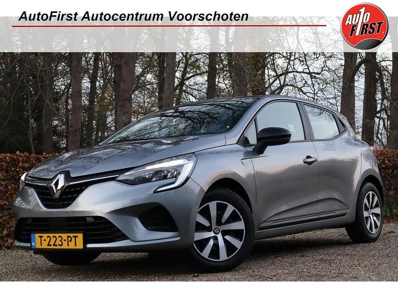 Grijs (metallic) Gebruikt 2023 Renault Clio V Equilibre Hatchback | € 14.995 (Goede deal) - Afbeelding 1/4