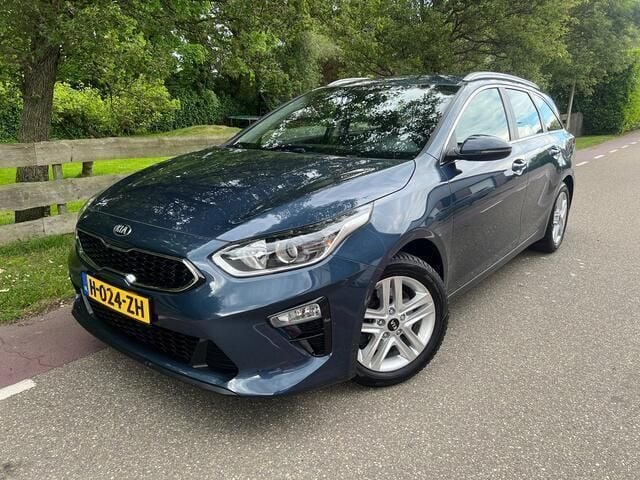 Blauw Gebruikt 2020 Kia Ceed Sportswagon Stationwagen | € 12.495 (Eerlijke prijs) - Afbeelding 1/4