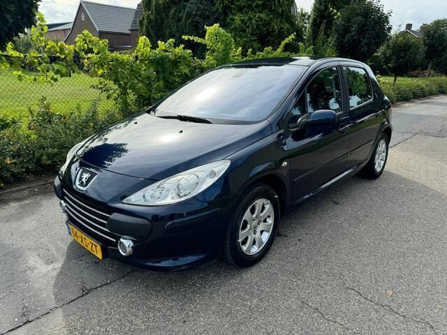 Blauw Gebruikt 2007 Peugeot 307 Premium Hatchback | € 2.299 (Eerlijke prijs) - Afbeelding 1/4