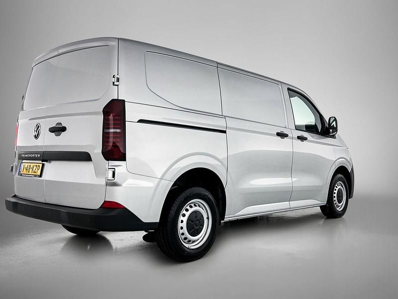 Occasion VW Transporter Life 150 PK (110 kW) 2024 Grijs Van