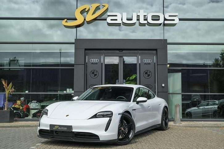 Gebruikt 2020 Porsche Taycan 4S Performance Package Sedan | € 54.950 (Super prijs) - Afbeelding 1/1