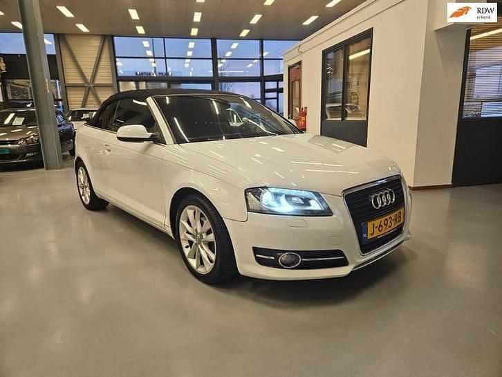 Occasion 2012 Audi A3 Attraction Cabriolet | € 6.795 (Goede deal) - Afbeelding 1/4