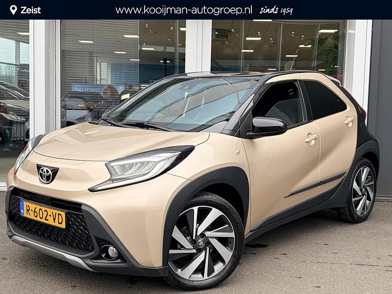 Occasion Toyota Aygo X Envy 72 PK (52 kW) 2022 Bruin SUV