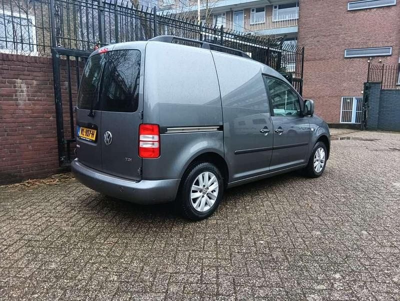 Occasion VW Caddy 102 PK (75 kW) 2015 Grijs (metallic) MPV