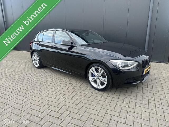 Zwart Gebruikt 2013 BMW 125 Sport Line Hatchback | € 12.950 - Afbeelding 1/4