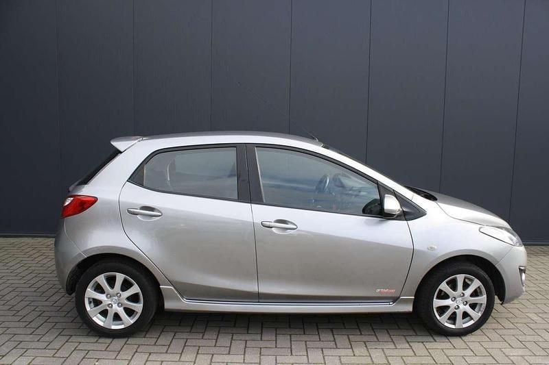 Occasion Mazda 2 84 PK (61 kW) 2011 Grijs Hatchback