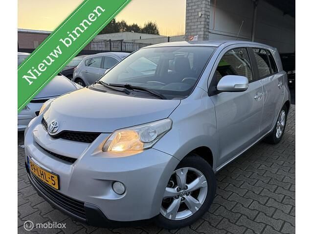 Occasion Toyota Urban Cruiser 101 PK (74 kW) 2010 Grijs Hatchback
