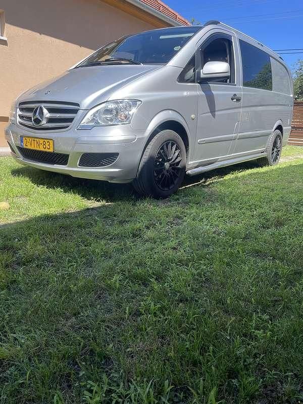 Zilver Gebruikt 2012 Mercedes Vito MPV | € 12.350 - Afbeelding 1/4