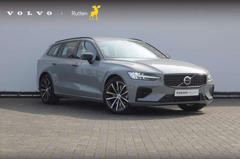 Grijs Gebruikt 2024 Volvo V60 Plus Stationwagen | € 47.840 (Eerlijke prijs) - Afbeelding 1/4