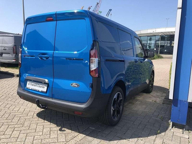 Nieuw Ford E-Transit Limited 100 kW (136 PK) 2025 Van