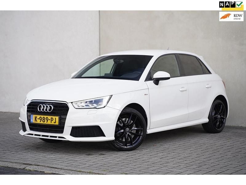 Wit Gebruikt 2016 Audi A1 Sport Hatchback | € 14.950 (Eerlijke prijs) - Afbeelding 1/4