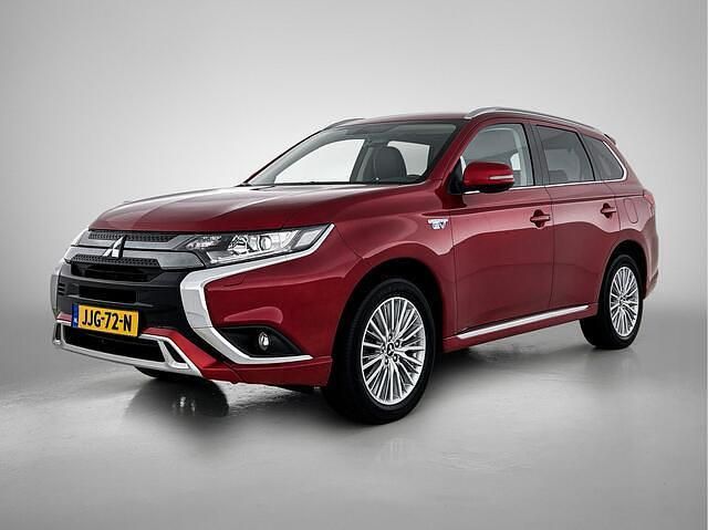 Rood metallic Gebruikt 2020 Mitsubishi Outlander Intense+ SUV | € 23.945 - Afbeelding 1/4