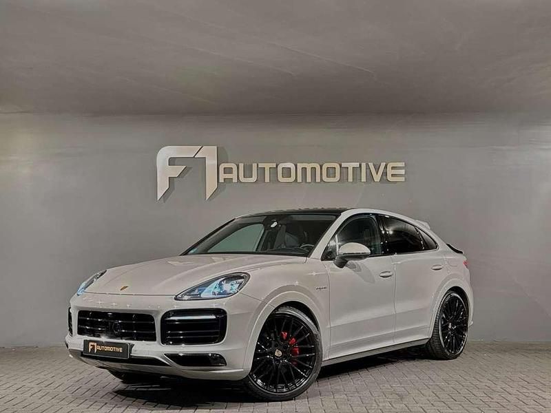 Grijs Occasion 2023 Porsche Cayenne SUV | € 94.890 (Eerlijke prijs) - Afbeelding 1/3