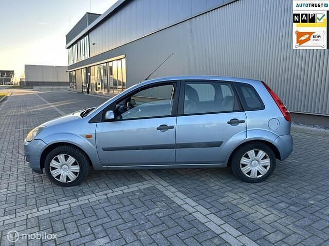 Occasion Ford Fiesta Ambiente 80 PK (58 kW) 2006 Blauw Hatchback