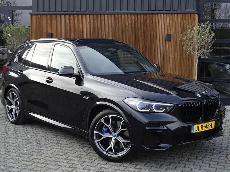 Zwart Occasion 2022 BMW X5 M Sport SUV | € 57.995 (Goede deal) - Afbeelding 1/4