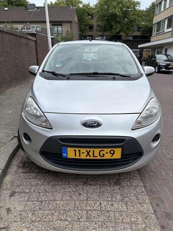 Grijs Gebruikt 2012 Ford Ka S Hatchback | € 1.250 (Eerlijke prijs) - Afbeelding 1/4