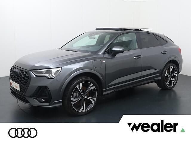 Grijs Gebruikt 2022 Audi Q3 Sportback SUV | € 50.840 (Duur) - Afbeelding 1/4