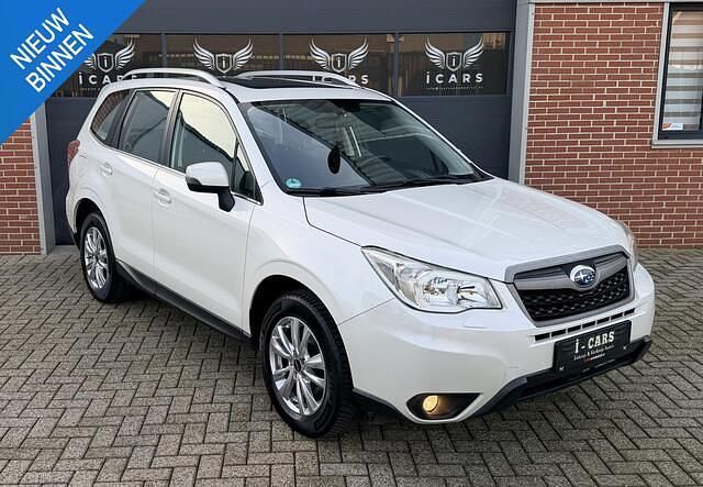 Wit Occasion 2015 Subaru Forester SUV | € 17.500 (Goede deal) - Afbeelding 1/4