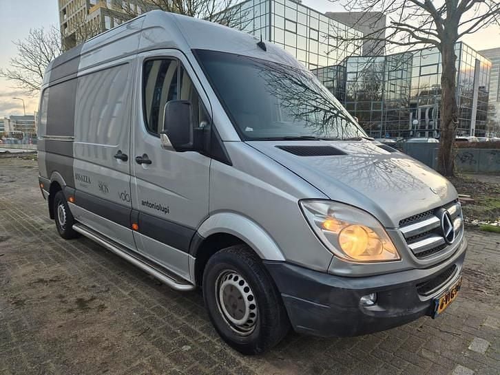 Grijs Gebruikt 2012 Mercedes 316 Van | € 7.950 (Super prijs) - Afbeelding 1/4