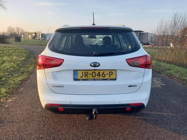 Occasion Kia Ceed Sportswagon First Edition 135 PK (99 kW) 2016 Wit Stationwagen