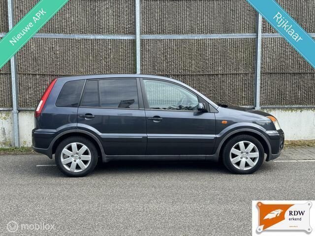 Occasion Ford Fusion 80 PK (58 kW) 2006 Grijs MPV