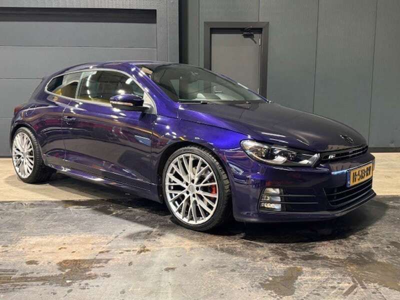 Paars Gebruikt 2014 VW Scirocco R-line Coupé | € 14.750 - Afbeelding 1/4