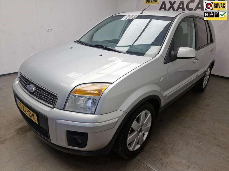 Grijs Gebruikt 2008 Ford Fusion Futura MPV | € 2.495 (Iets duurder) - Afbeelding 1/4