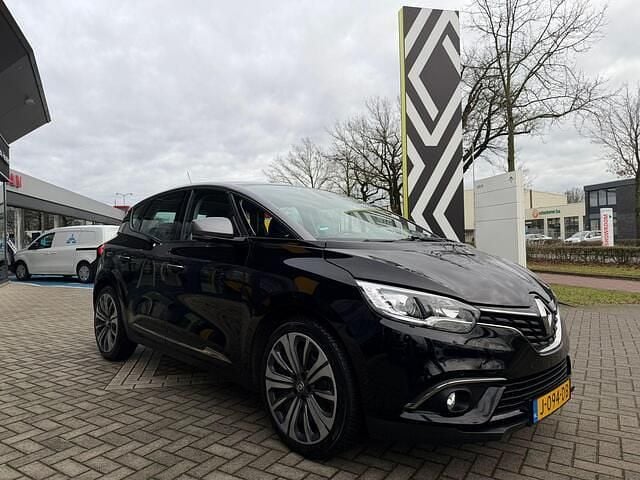 Zwart Occasion 2018 Renault Scénic IV Bose Edition MPV | € 18.445 (Eerlijke prijs) - Afbeelding 1/3