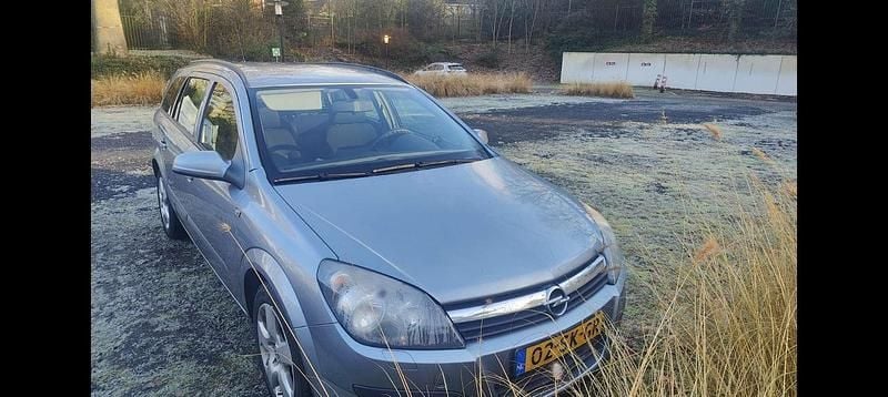Occasion Opel Astra Edition 105 PK (77 kW) 2006 Grijs Stationwagen