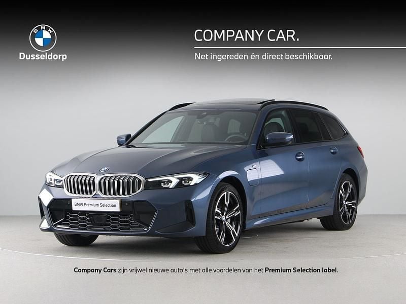 Occasion BMW 330e M Sport 2026 Blauw Stationwagen
