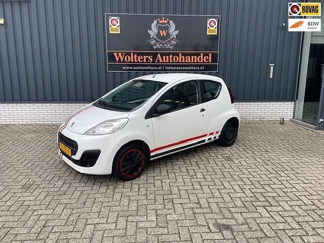 Occasion Peugeot 107 Access 68 PK (50 kW) 2013 Wit Hatchback