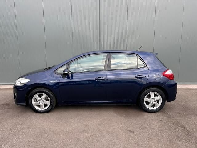 Occasion Toyota Auris 99 PK (72 kW) 2012 Blauw Hatchback