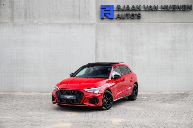 Rood Gebruikt 2020 Audi A3 Sportback Competition Hatchback | € 32.950 (Duur) - Afbeelding 1/4