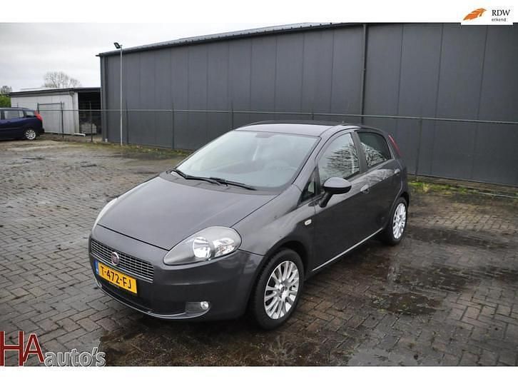 Occasion Fiat Grande Punto Active 78 PK (57 kW) 2009 Grijs Hatchback